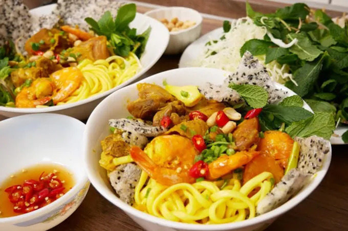 top-10-mon-an-ngon-noi-tieng-nhat-o-da-nang